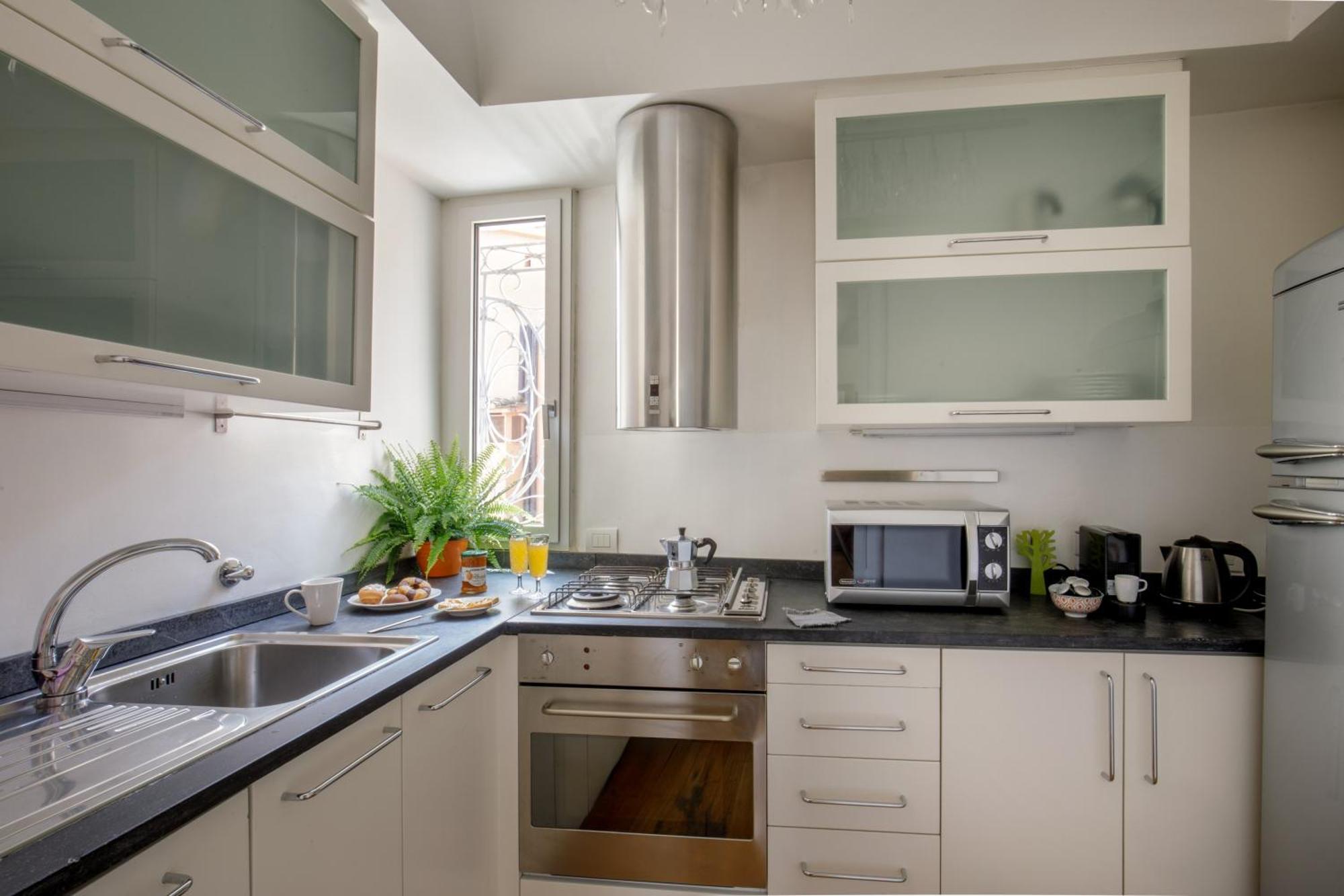 Apartment The Right Place 4u Mario De Fiori